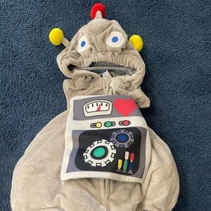 GUC Robot Costume